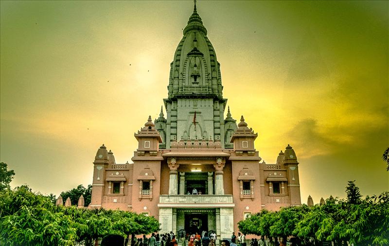Varanasi Temple Tour